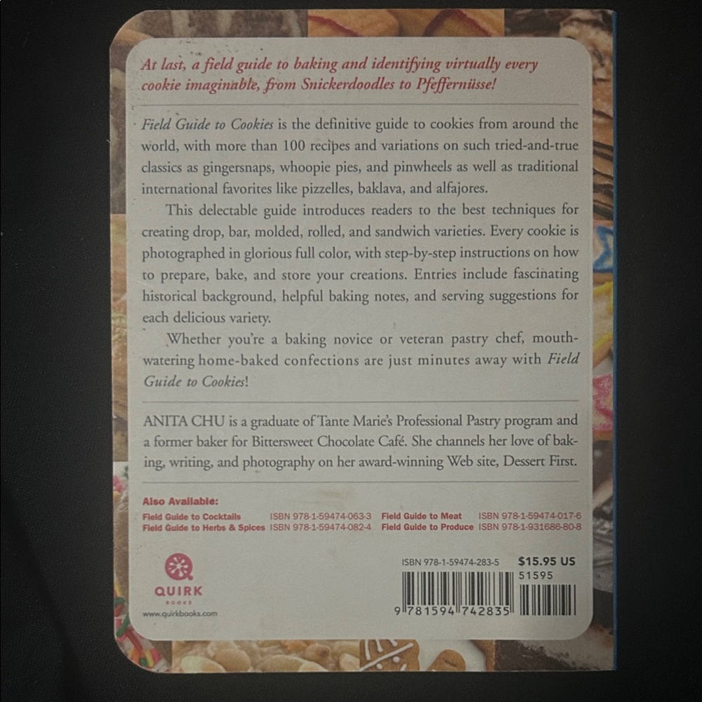 Field Guide to Cookies Book - Picture 2 of 11